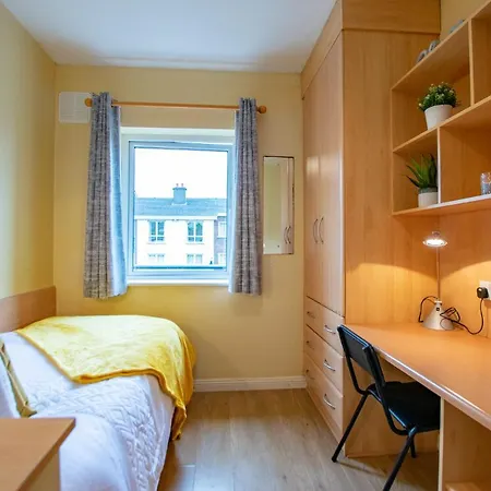 Casa vacanze 87 - 4 Bedroom Townhouse With Parking *