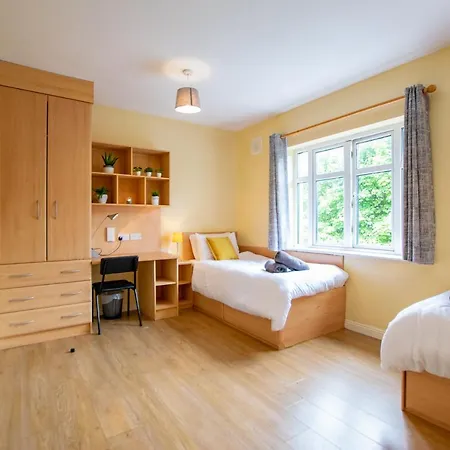 87 - 4 Bedroom Townhouse With Parking Casa vacanze *